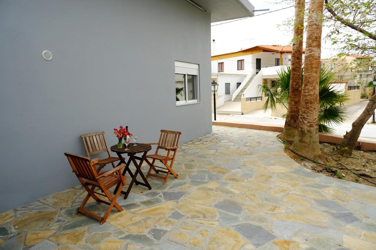 Erinaki Apartments Kíssamos Exteriör bild